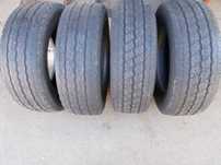 Opony   215 / 70 / 15c.   Bridgestone.   4 sztuki.