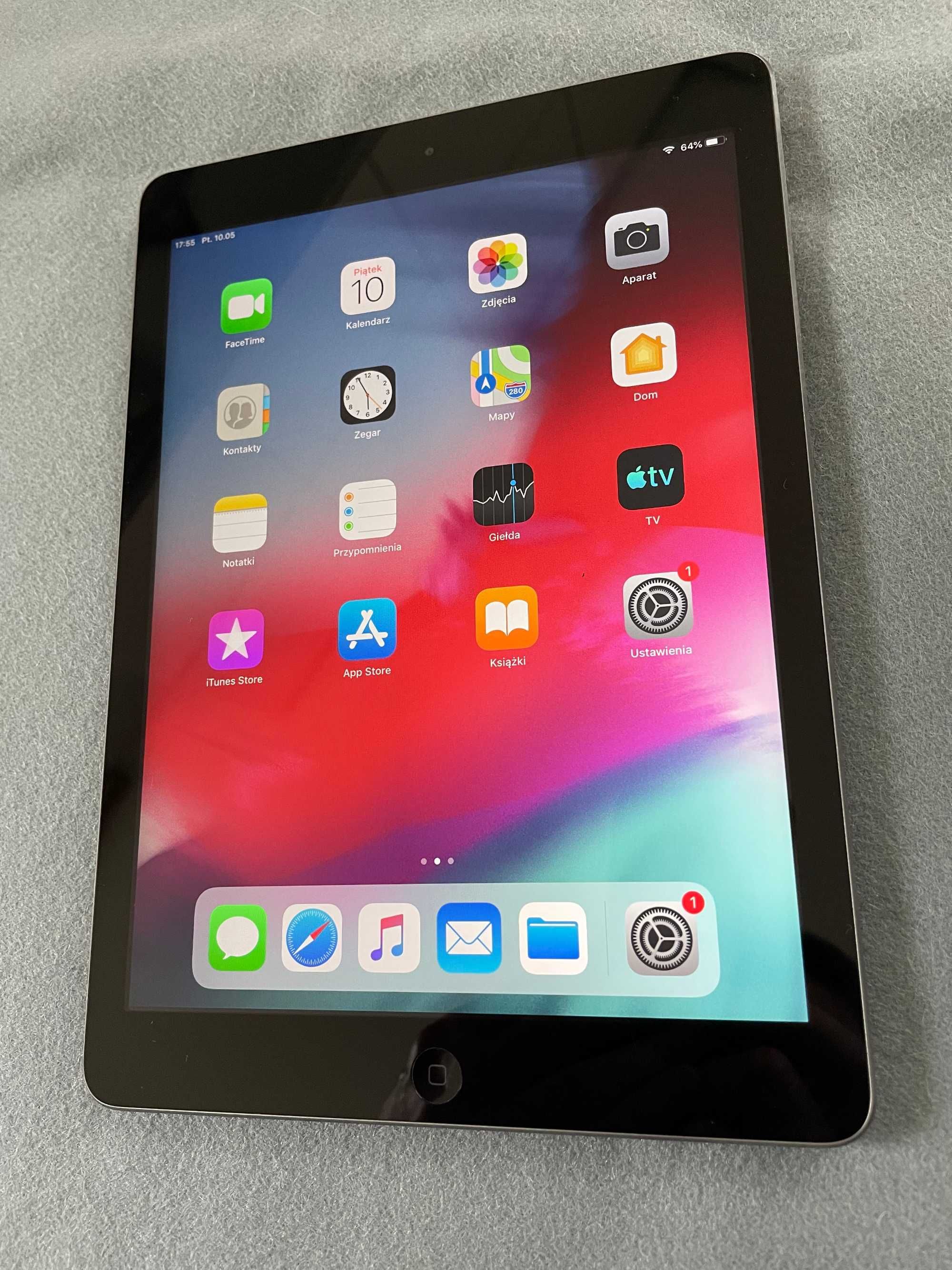 PIĘKNY iPad Air 32GB wifi szary