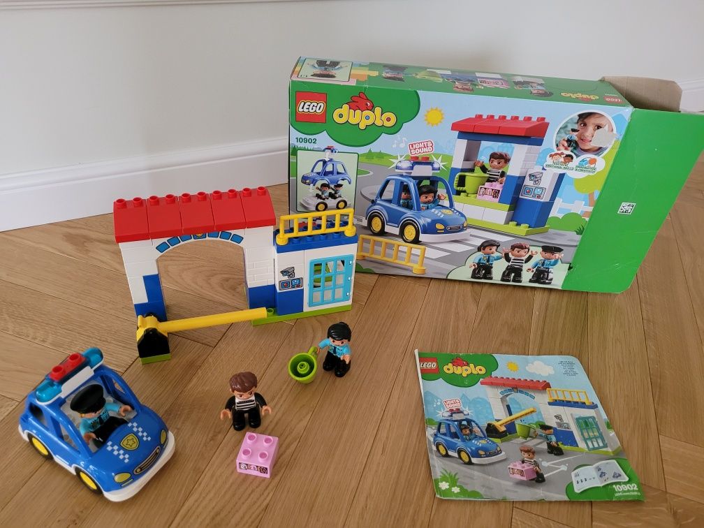 Lego Duplo posterunek policji, instrukcja i pudełko