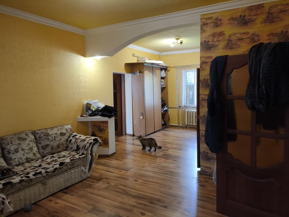 Ламінат не промокає не дряпається офісний