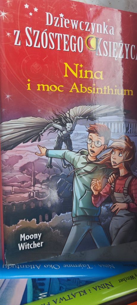 Książka Dziewczynka z szóstego księżyca Moony Witcher 6 czesci