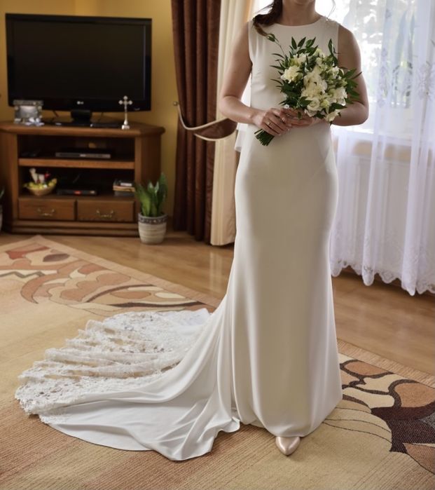 Dopasowana Suknia Ślubna