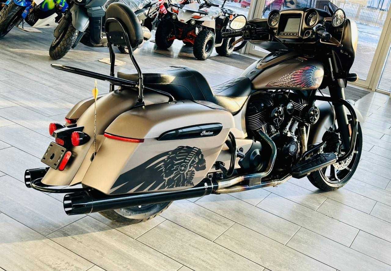Мотоцикл Indian Chieftain Dark Horse 2019 рік