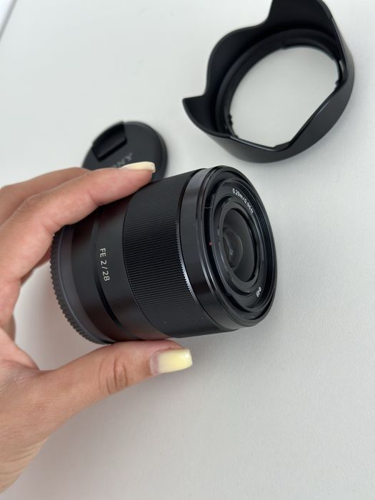 Ширококутний Обʼєктив Sony FE 28 mm f/2.0 (SEL28F20)