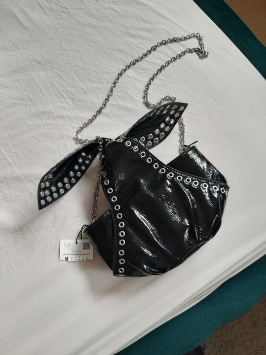 Torebka Zara mini torebeczka łańcuszek kolekcja damska czarna nity tkm