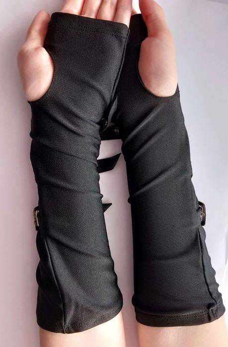 Czarne, gotyckie rękawiczki z klamrami, rękawki, punk, rockstyle