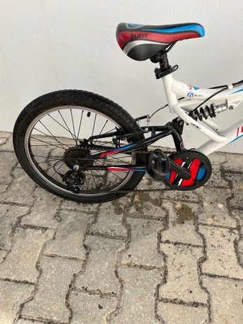 Bicicleta Berg roda 20" - Oferta de capacete