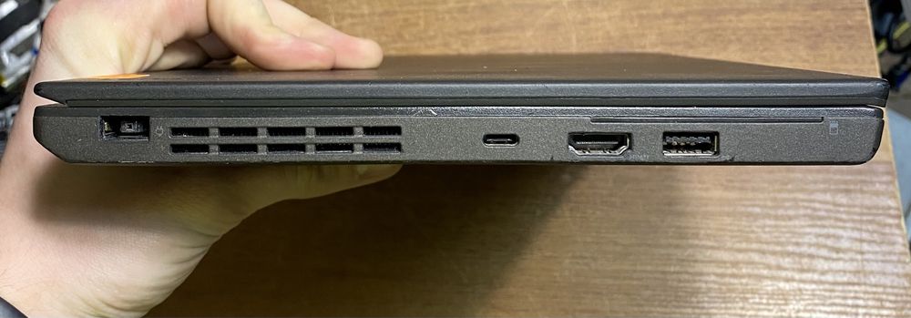 ThinkPad X270 12.5"/i5-7/8GB RAM/240GB SSD! m3032