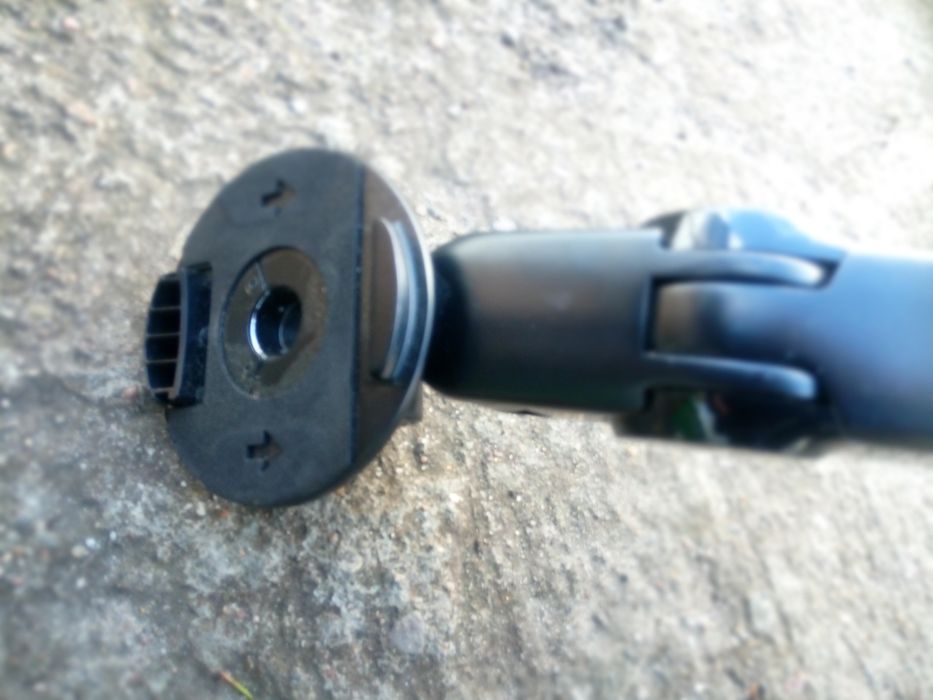 Humanskale uchwyt solidny