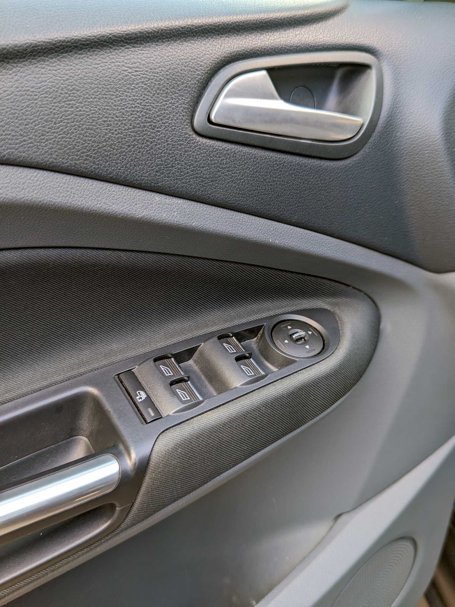 З Німеччини Ford C-Max Grand 2.0 diezel 6ст МКПП 240т км пробіг