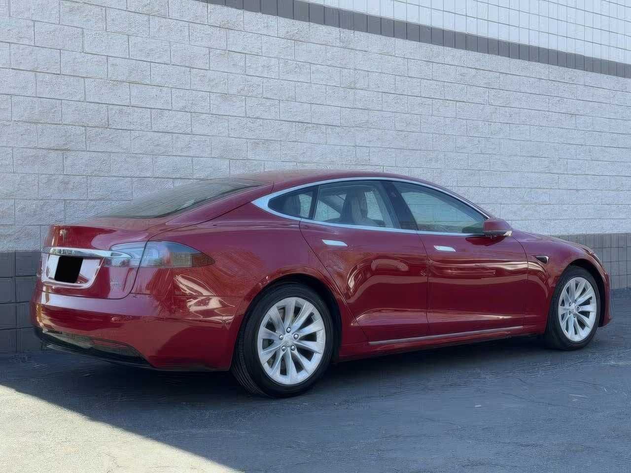 2017 Tesla Model S 90D