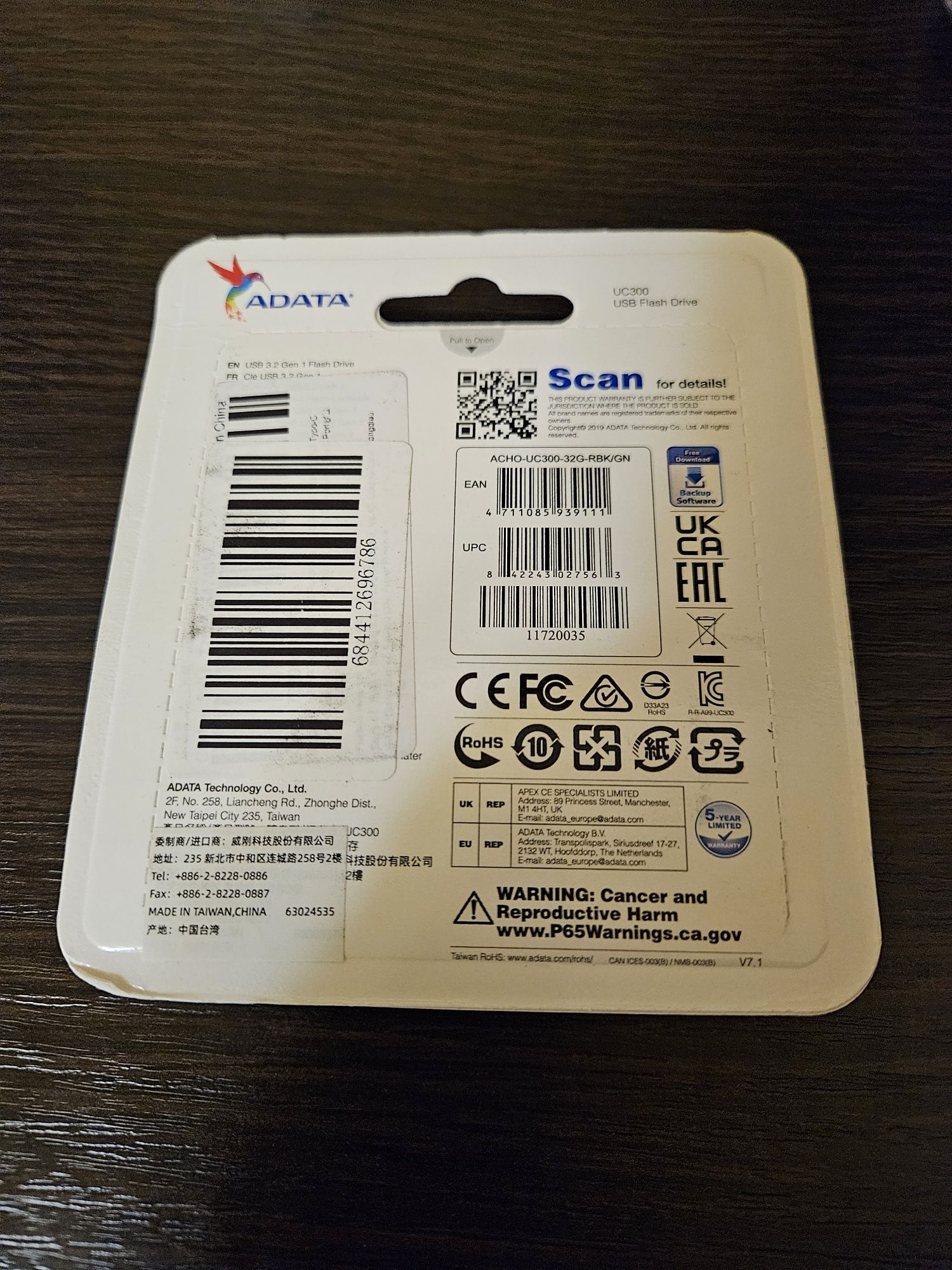 USB флешка ADATA 32GB Type-C