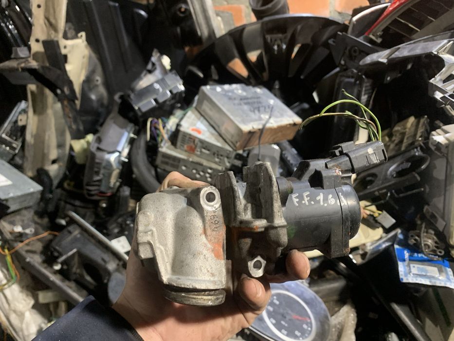 Клапан ЕГР egr Citroe c4, berlingo valeo EN 48000