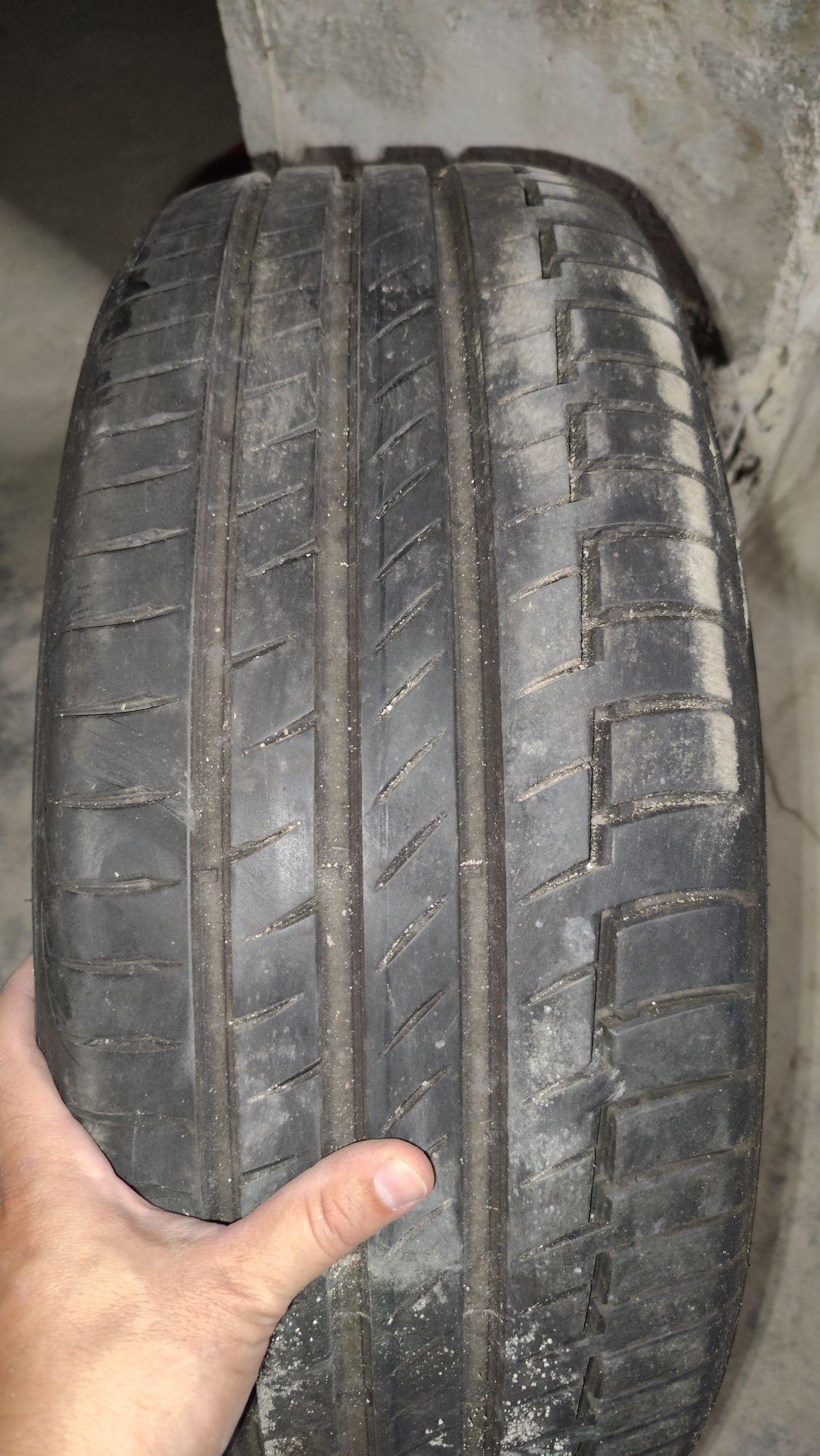 Vendo pneus usados