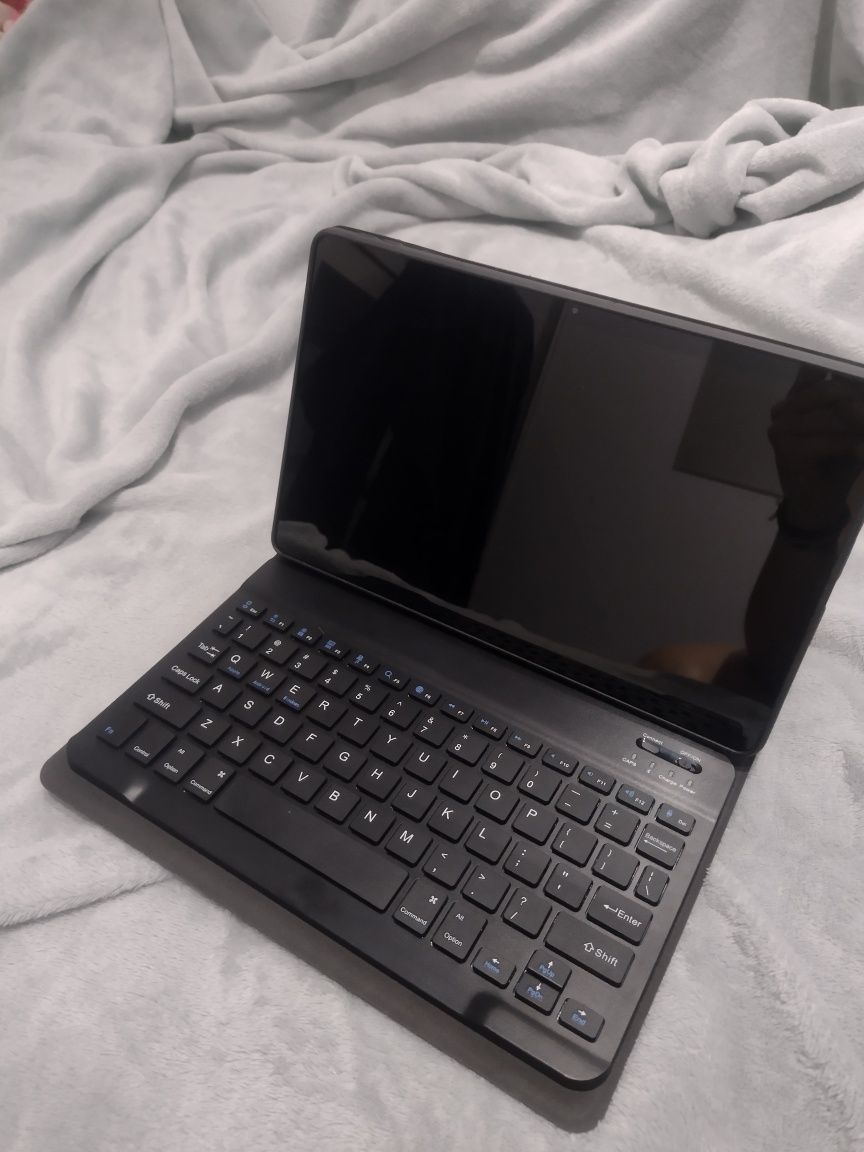 Xiaomi Redmi Pad 4 + etui z klawiaturą