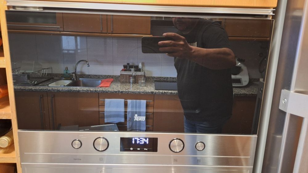 Microondas Teka em Inox