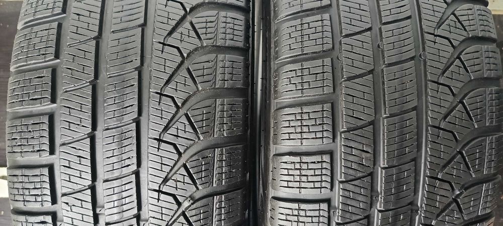2X 245/40R19 98H Pirelli PZero Winter Run Flat 60AK