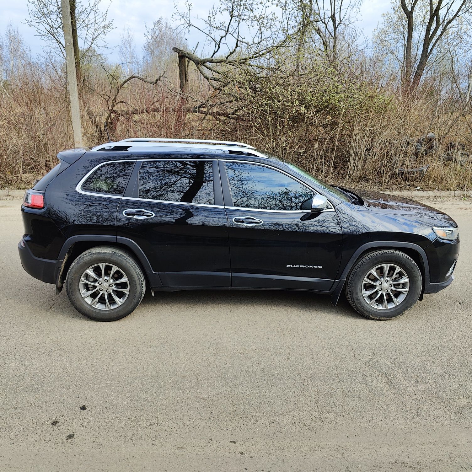 Jeep Cherokee KL Latitude Plus 2.4 FWD 2019