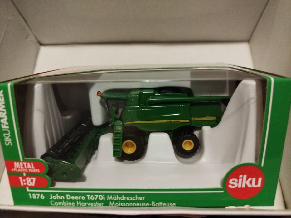 SIKU FARMER Model 1876 Kombajn John Deere T670i