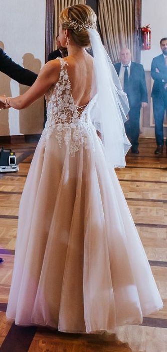 Suknia ślubna off white/pudrowy róż tiul hiszpański + 2 welony + etola