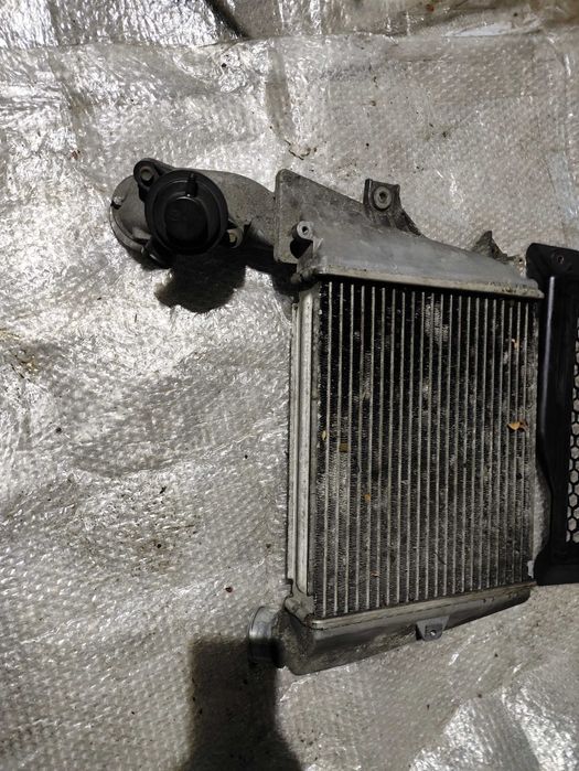 Chłodnica powietrza intercooler osłonaMazda CX7 CX-7 2.3T OE