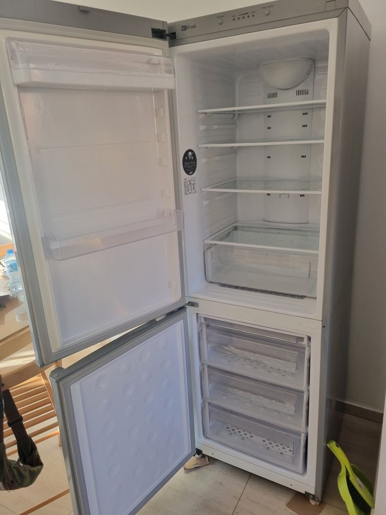 Lodówka Samsung RL38SBPS