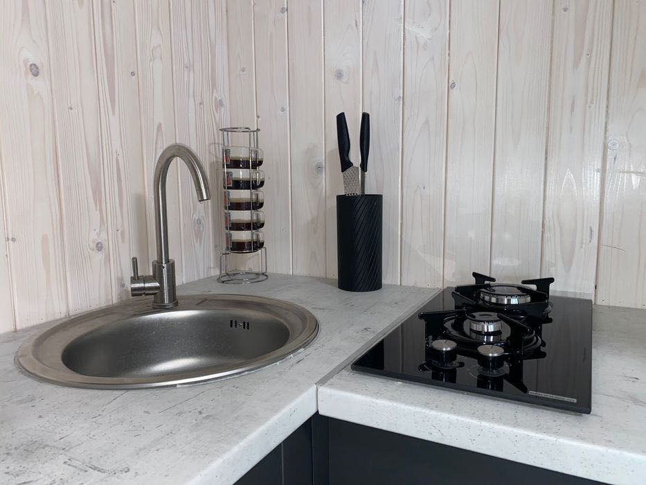 Подобова оренда будинку з чаном у Львові вул. Медової Печери