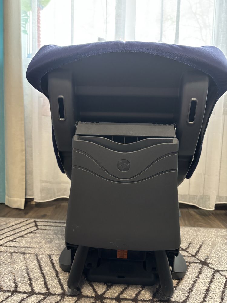 Продам автокрісло britax