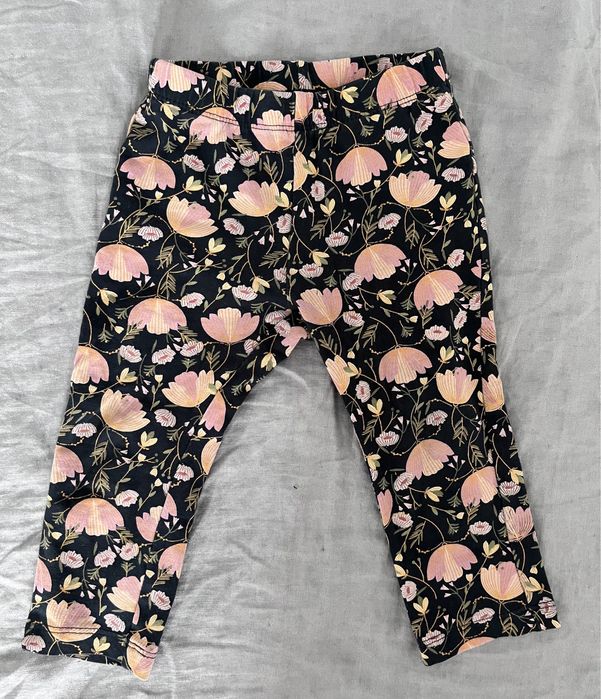 Name it spodenki w kwiaty 80