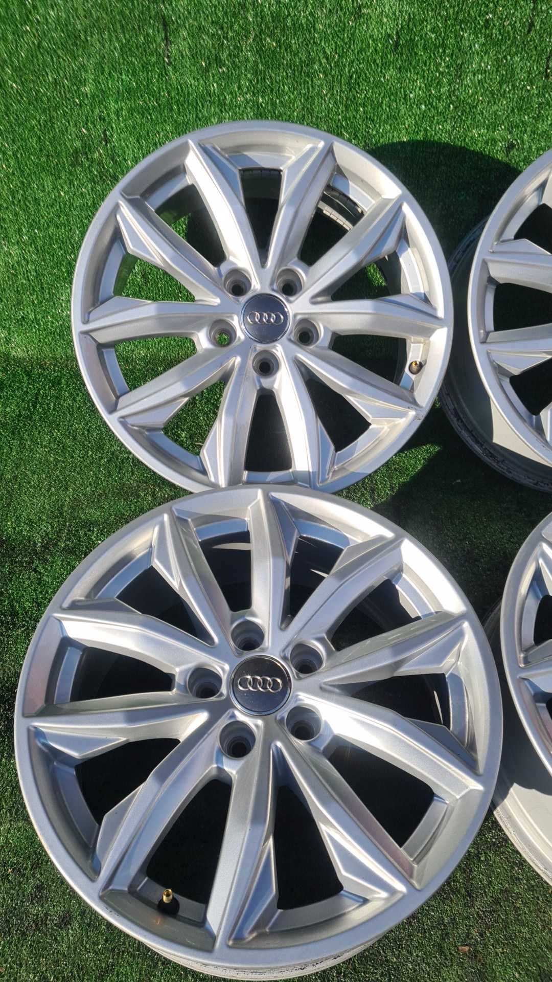 Felgi aluminiowe ! AUDI ! Oryginał ! IDEALNY STAN ! 17 cali !