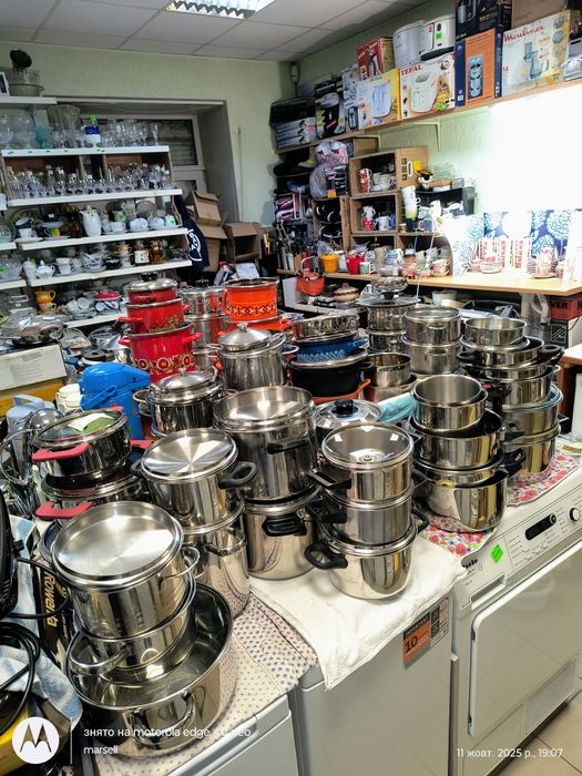 Кастрюля з нержавіючої сталі для газової  електро та індукційної плити