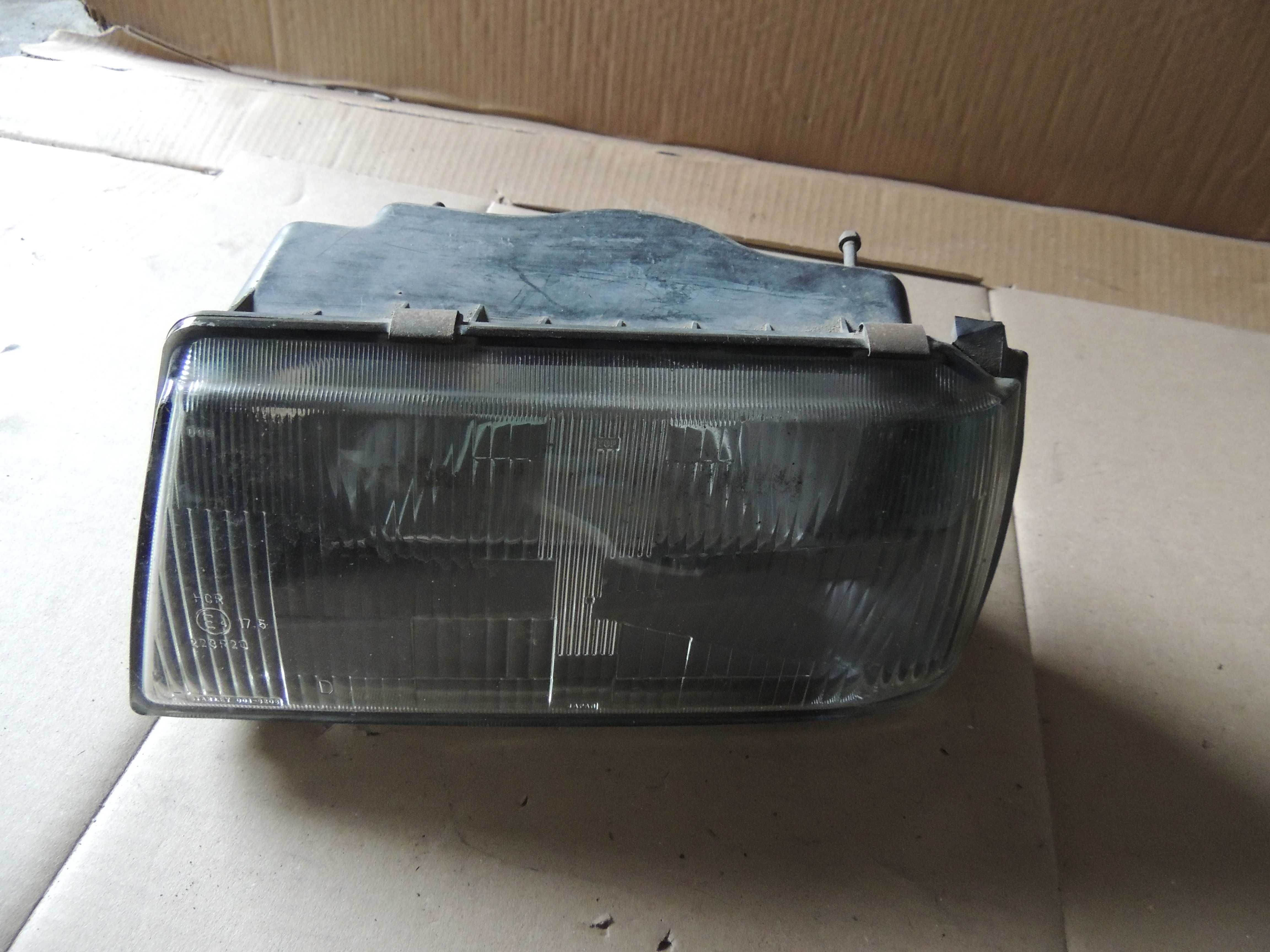 Lampa przód przednia lewa europejska Mitsubishi Colt Lancer 84,85-88