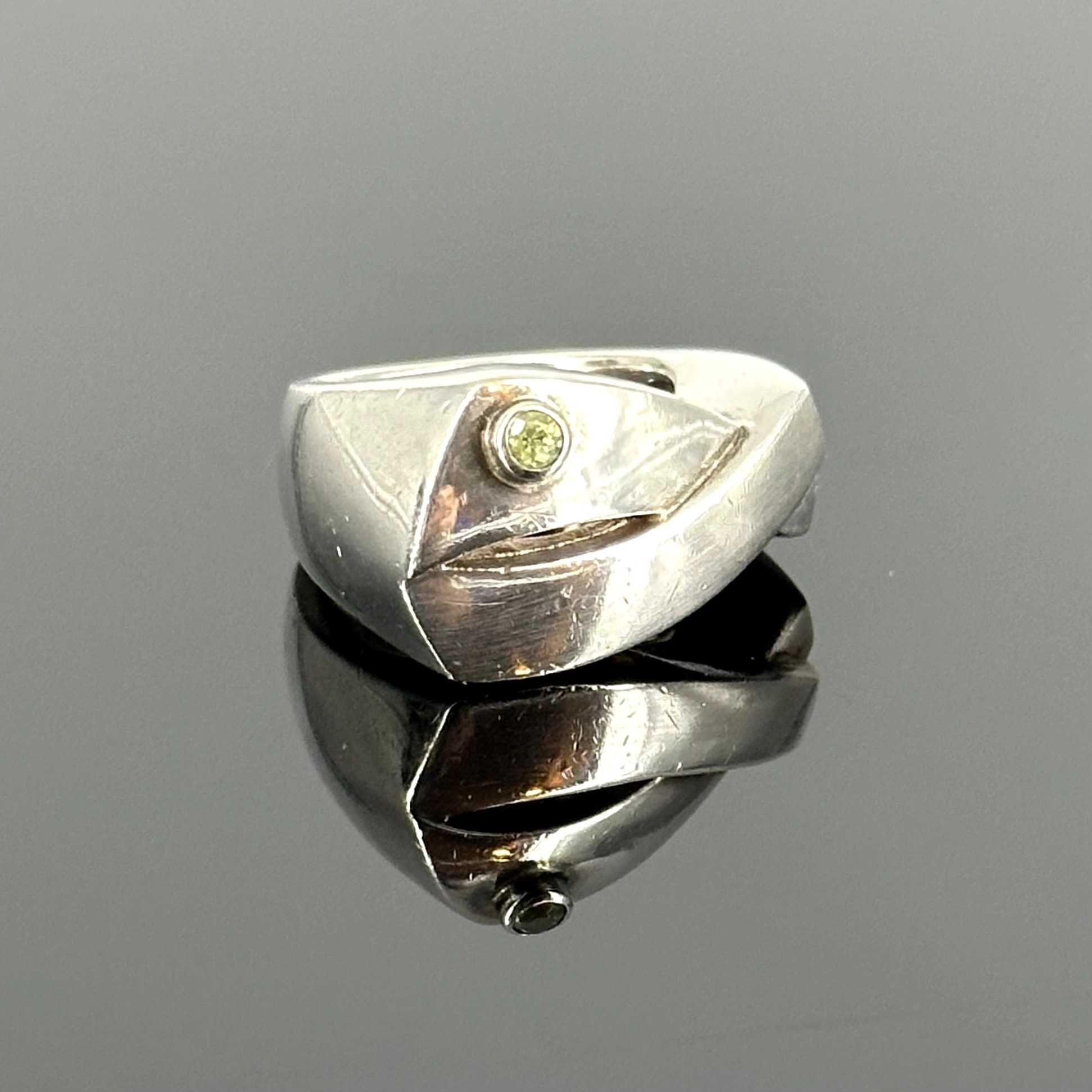 Srebro - Srebrny pierścionek z Oliwinem - próba 925