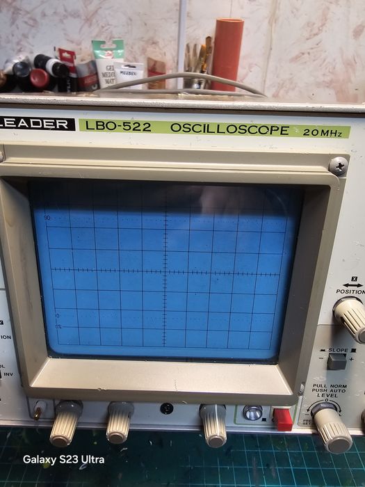 Osciloscópio Leader LBO-522