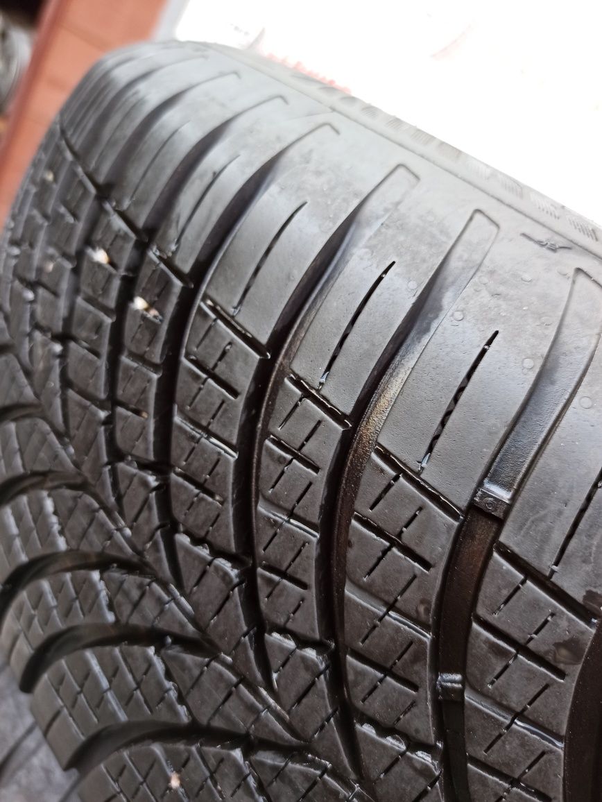 Всесезонные шины 225/65 R17 Goodyear Vector4Seasons