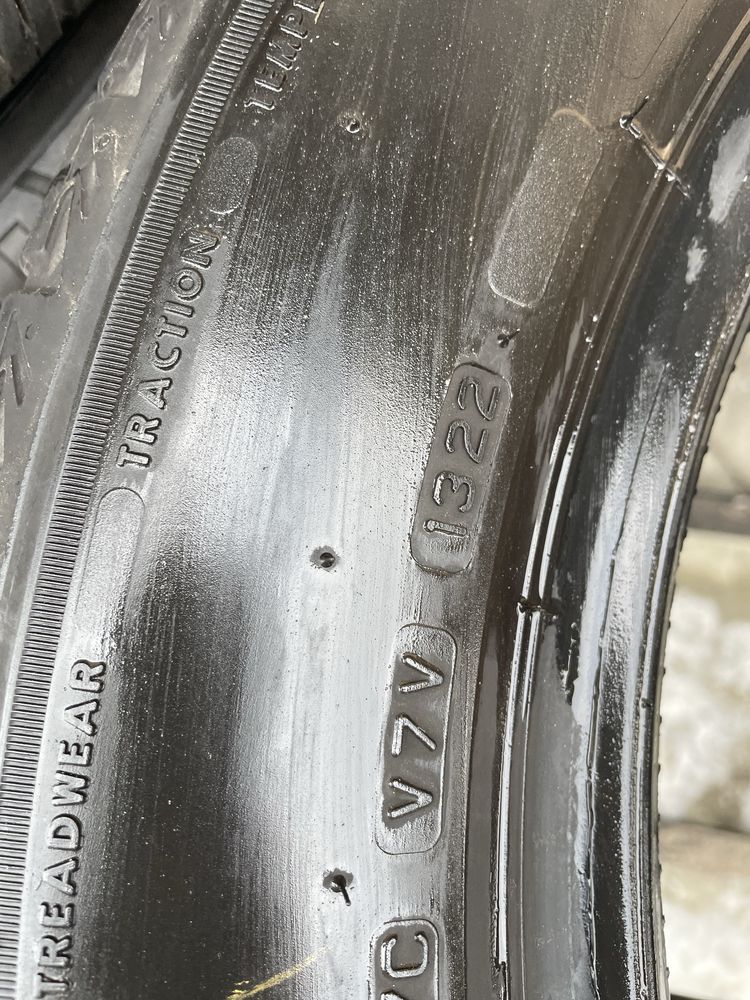 Літні шини 235/55 r18 Bridgestone 22 рік 7мм