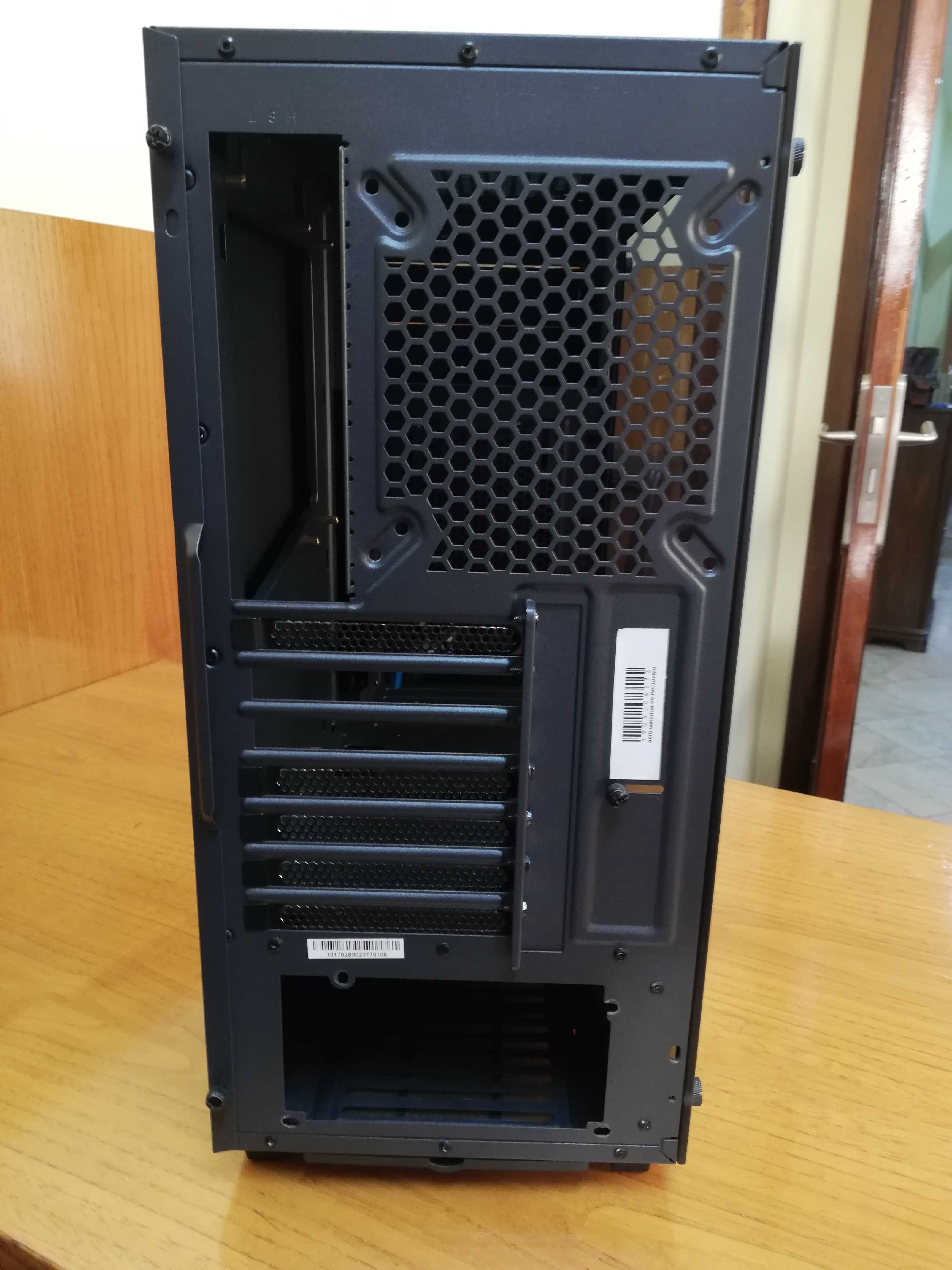 Caixa/Desktop PC Sharkoon S25-W