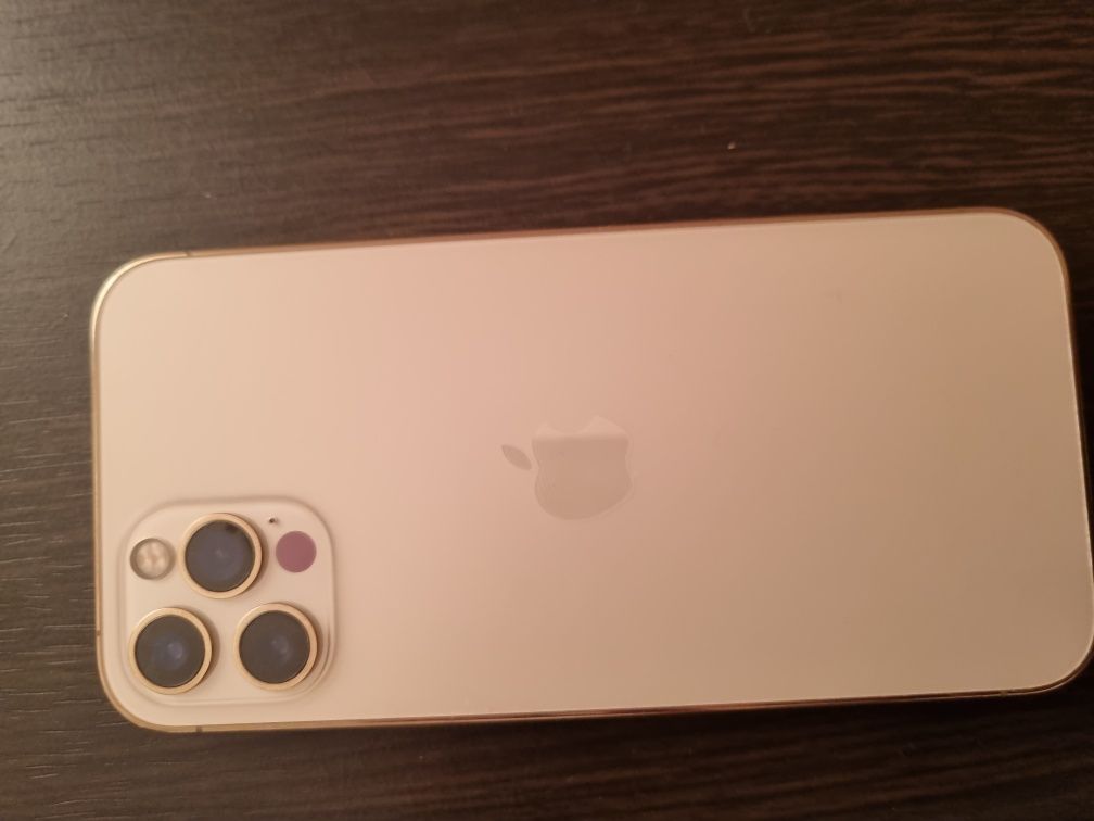 iPhone 12 Pro  в продажі