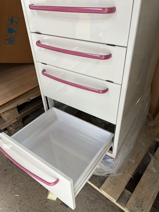 Продам тумбочки (ящики)