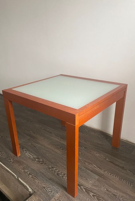 Розкладний кухонний стіл