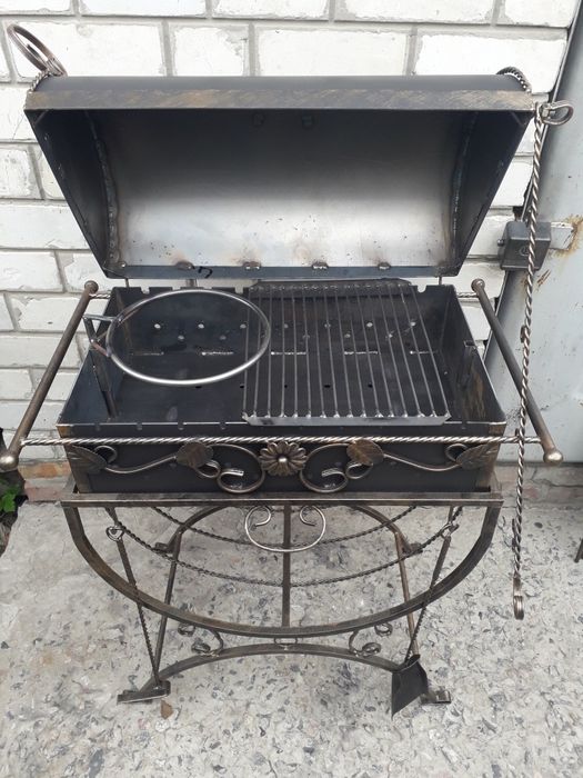 Мангал с крышкой - 4200 грн.