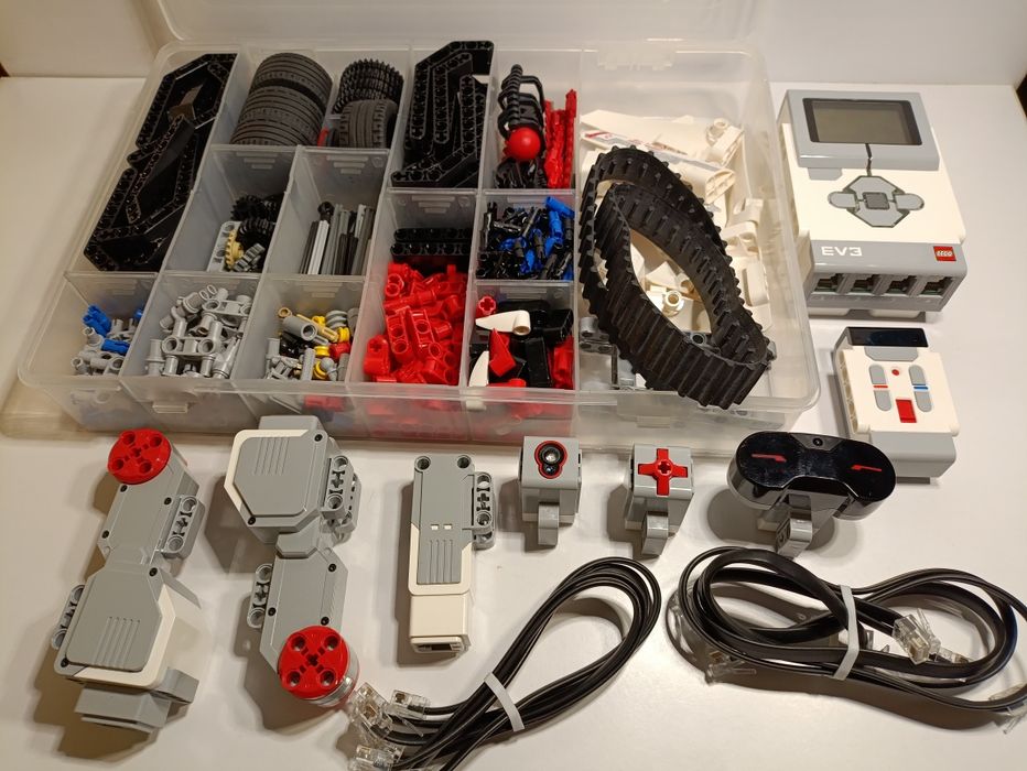 Lego EV3 Mindstorms 31313/45544/45560 компоект різні