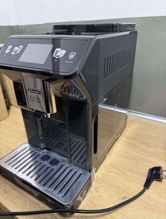 NOWY ekspres do kawy Delonghi + akcesoria gratis