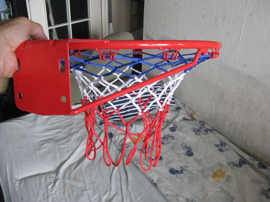 Obręcz z siatką, kosz  do  koszykówki średnica 47 cm  NOWA