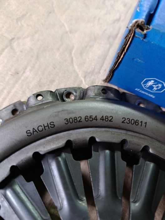 Комплект зчеплення NISSAN X-TRAIL (T30) 2.2 DI