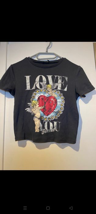 top grafitowy Stradivarius
rozmiar S
stan bardzo dobry
po więcej pytań