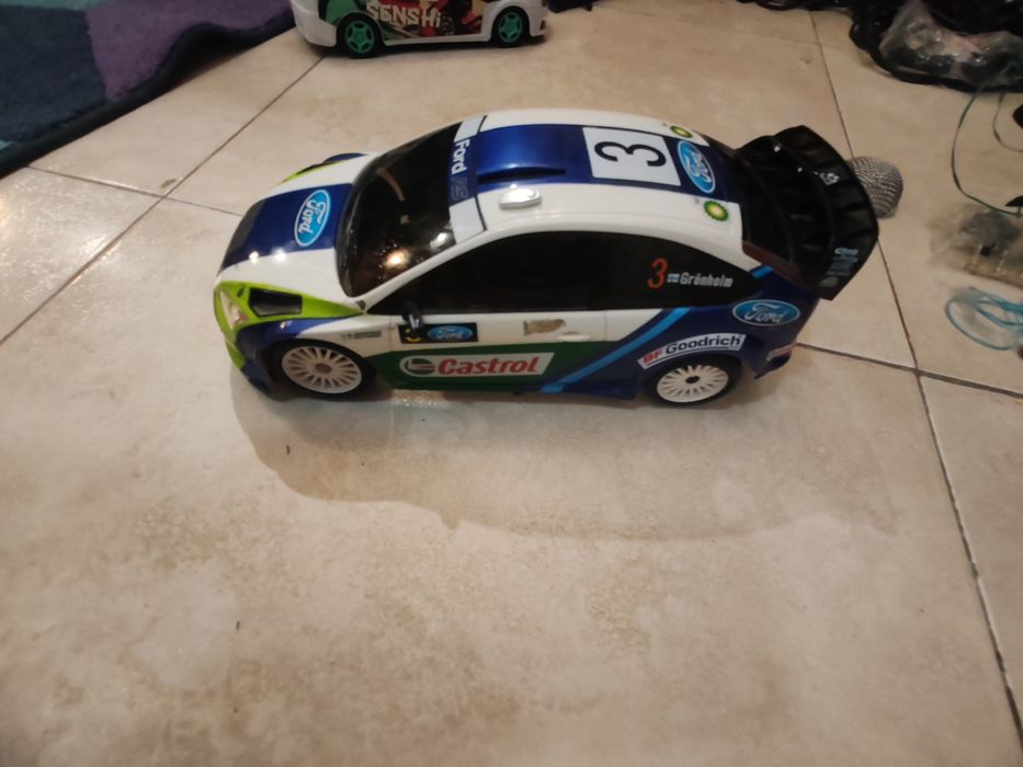 Carrinho elétrico s comando