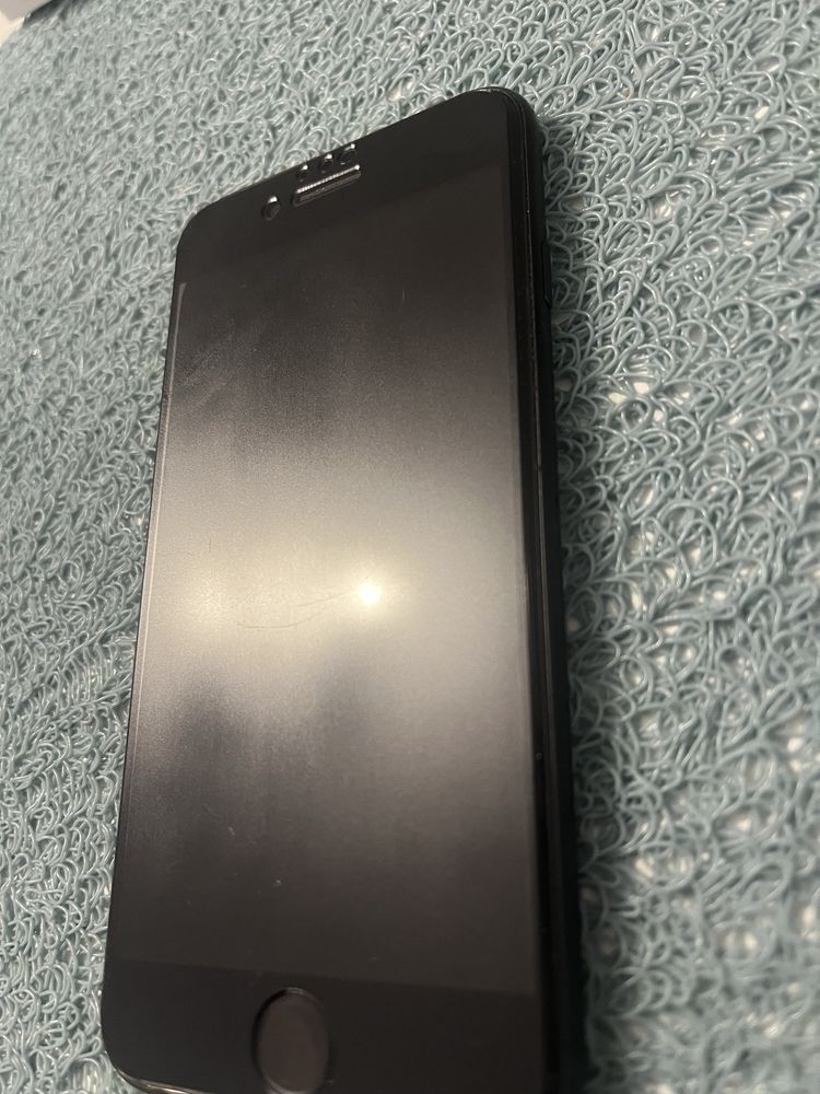 Iphone SE 2020 czarny 64GB