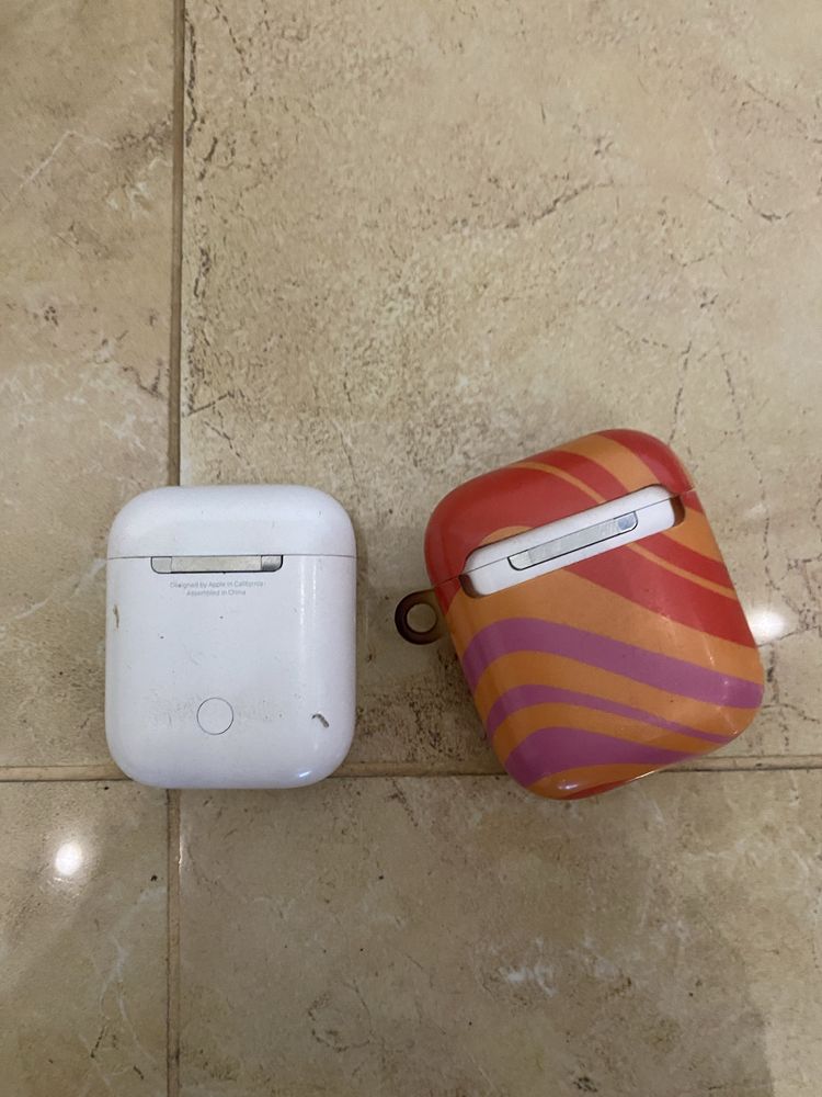 Наушники Apple AirPods 2 A1602
