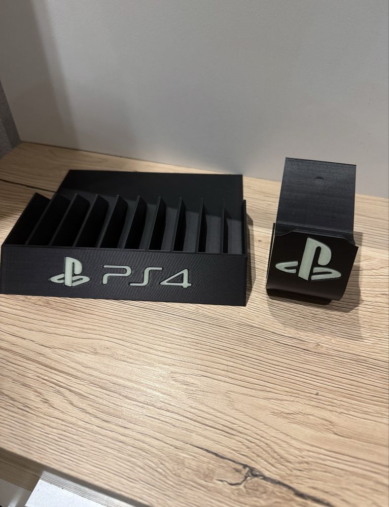 Stojak na gry i pady Ps4 napis fluorescencyjny